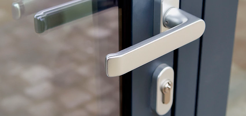 Broken Door Lock Cylinder Repair in Foothill Farms, California