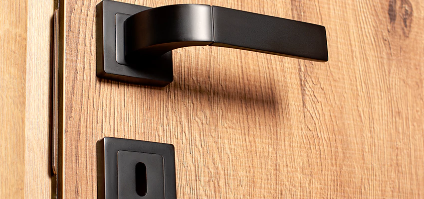 Weekend Lockout Assistance Troubleshooting in Foothill Farms, California